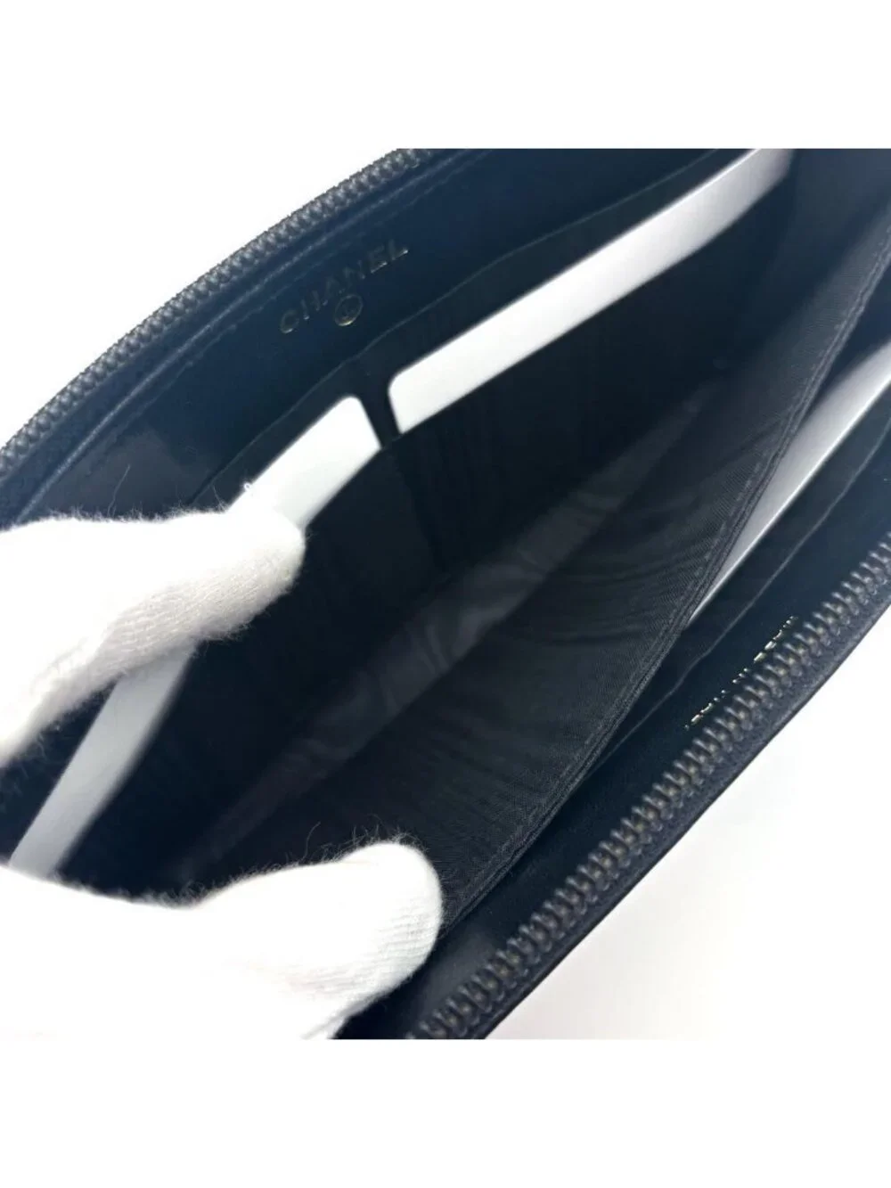 Chanel Wallet Coco Stitch Caviar Round